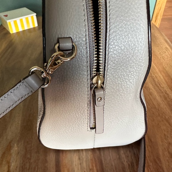 Kate Spade NISHA Atwood Zip purse cityscape pebbled Leather handles & strap gray - Picture 9 of 17